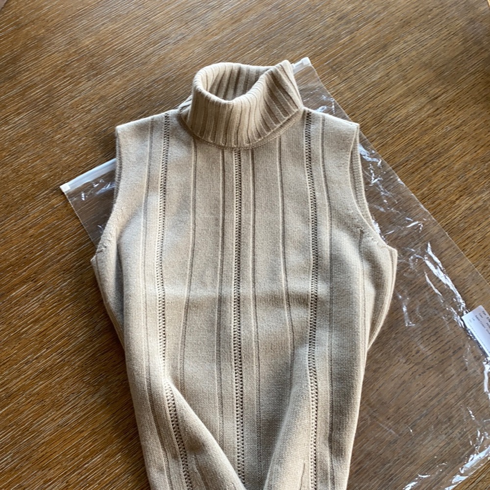 NWOT Worth Cashmere sleeveless top
